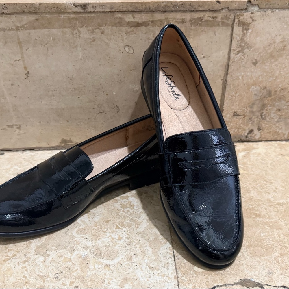 Life Stride Black Loafers
